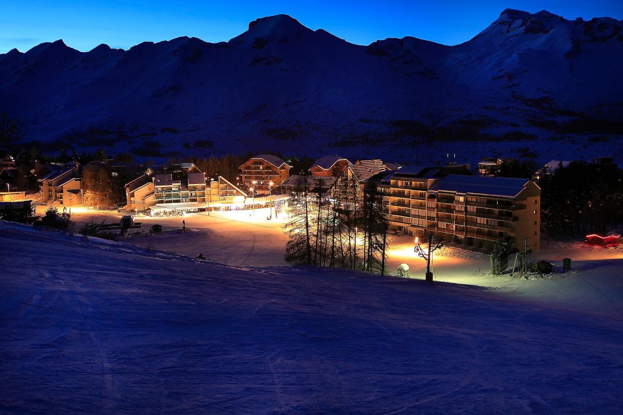 Sunweb Hotel L'Ecrin Des Neiges La Joue du Loup Eksteriør bilde